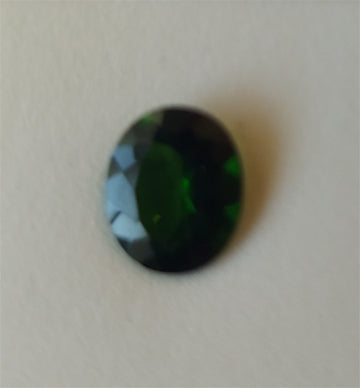 Chrome Diopside  -  Size - 11x9  mm  Oval  -  Carat  -  3.18