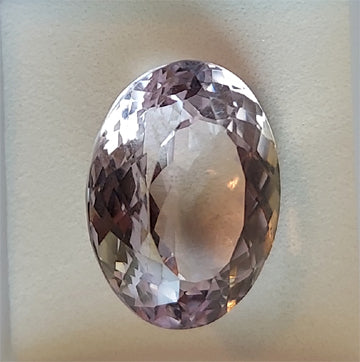 Kunzite  -  Size - 20x15  mm - Opal   -   Carat  -  22.10